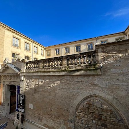 La Cachette De L'Horloge - Ac Clim - Wifi - 100M Palais Des Papes Apartment Avignon Exterior photo